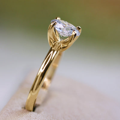 14k YG 4-Prong Oval Engagement Ring