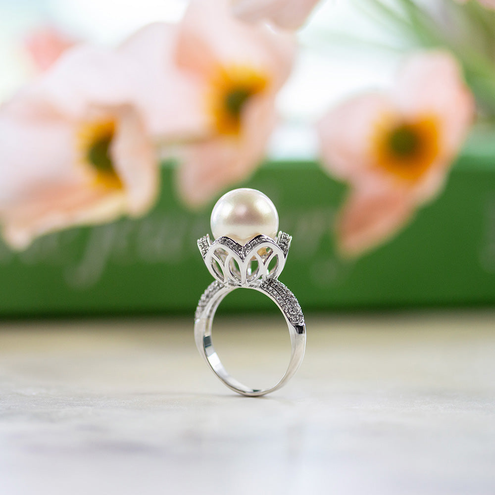 South Sea Pearl & Topaz Ring-341475