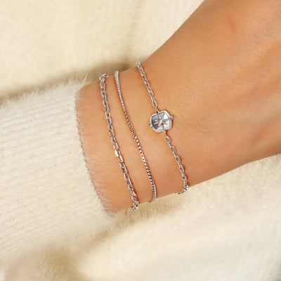 Trailblazer - Color-Block Mother of Pearl Star Bracelet