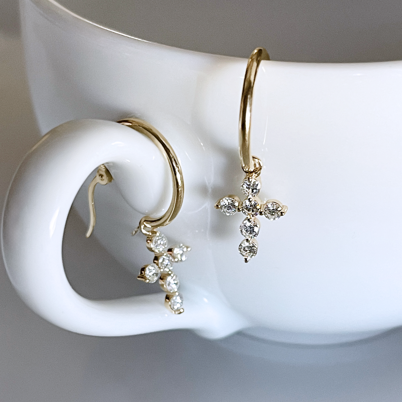14k YG, 0.77 CT Diamond Cross Hoop Earrings
