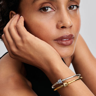 Pandora Sparkling Barrel Clasp Bangle