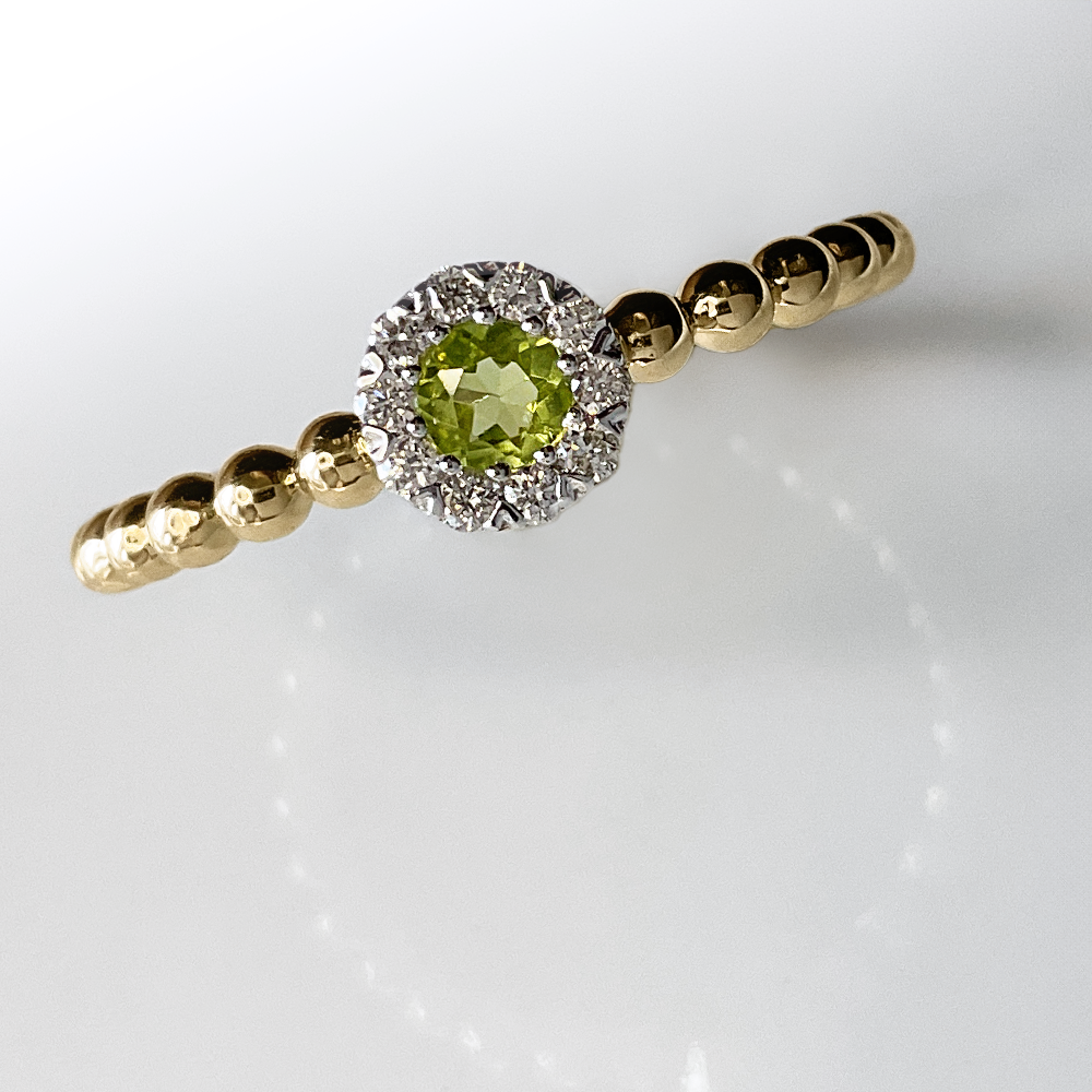 14kt Two Tone Beaded Band w/ 0.082 CT Round Dia, 0.153 CT Peridot Ring, Size 7.5