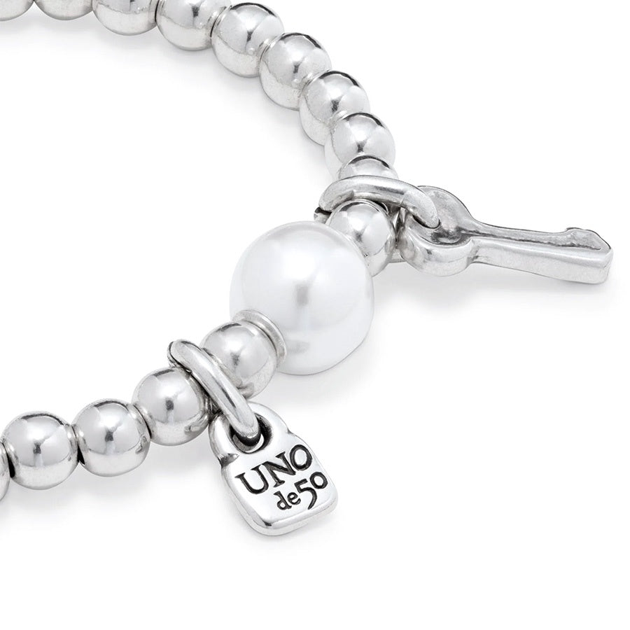 Llavestruz Stretch Bracelet