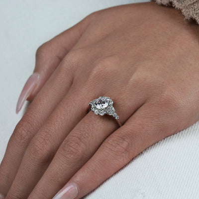 Parade Classic Round Diamond Engagement Ring