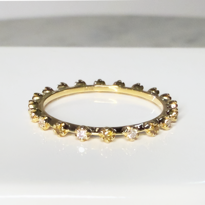 Parade 18k YG Alternating Eternity Band