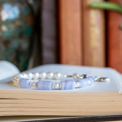 Blue Lace Agate & Freshwater Pearl Bracelet
