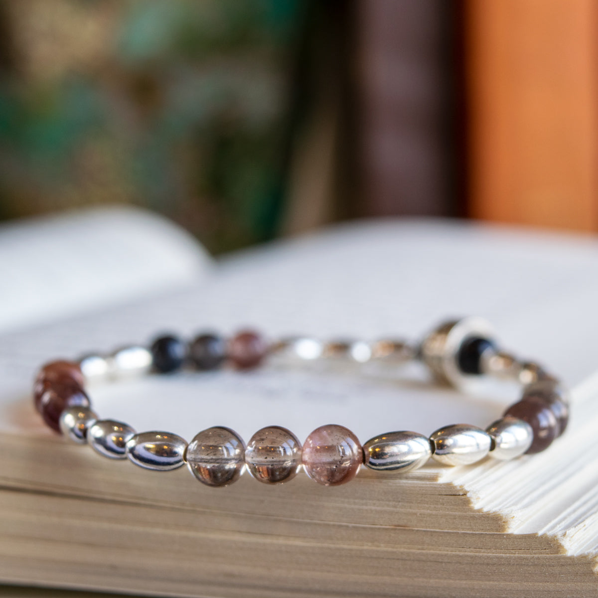 Natural Cat's Eye Stretch Bracelet