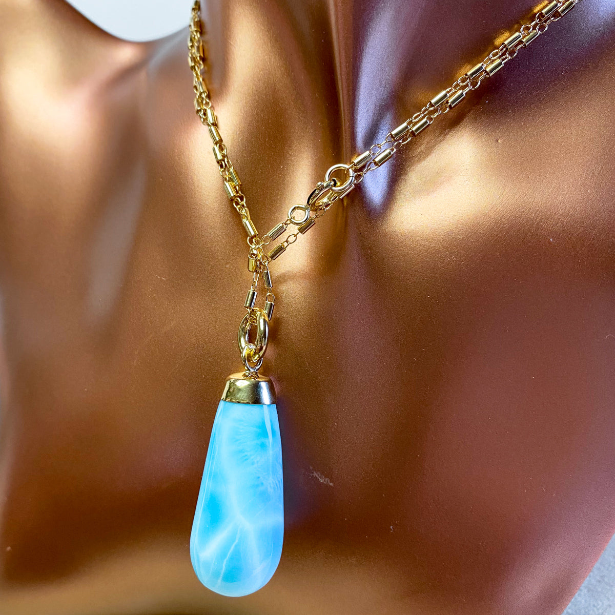 AA Larimar on 14GF Fancy Station Chain