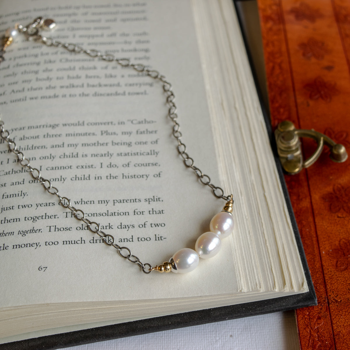 Pearl & Two Tone Necklace