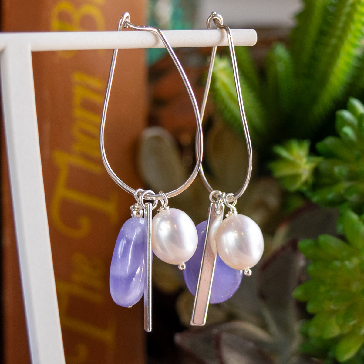Lavender Chalcedony & Freshwater Pearl Earrings