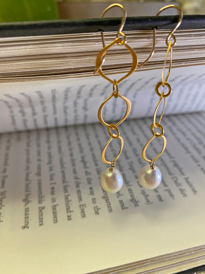 22KT Gold Vermeil Freshwater Pearl Earrings