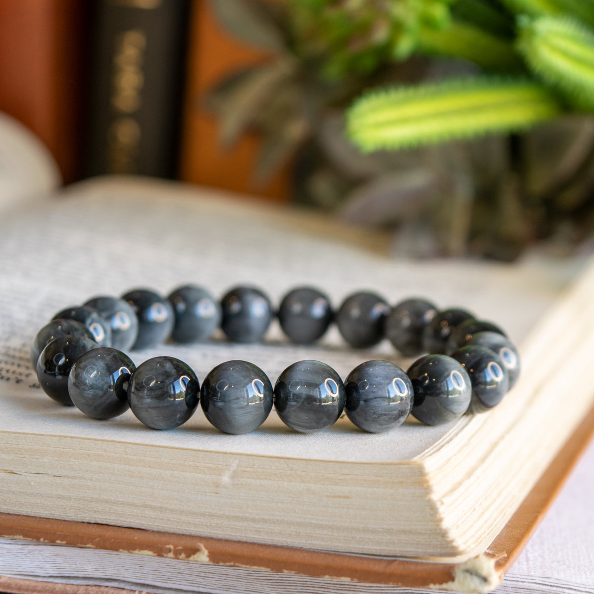 Cat's Eye Stretch Bracelet