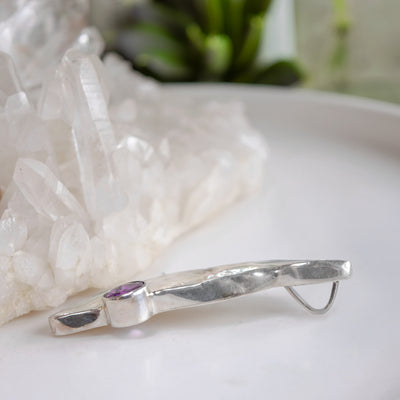BLACK-lIPPED OYSTER Icicle Shape Large with 8x6mm Oval amethyst Approx 1.01ct