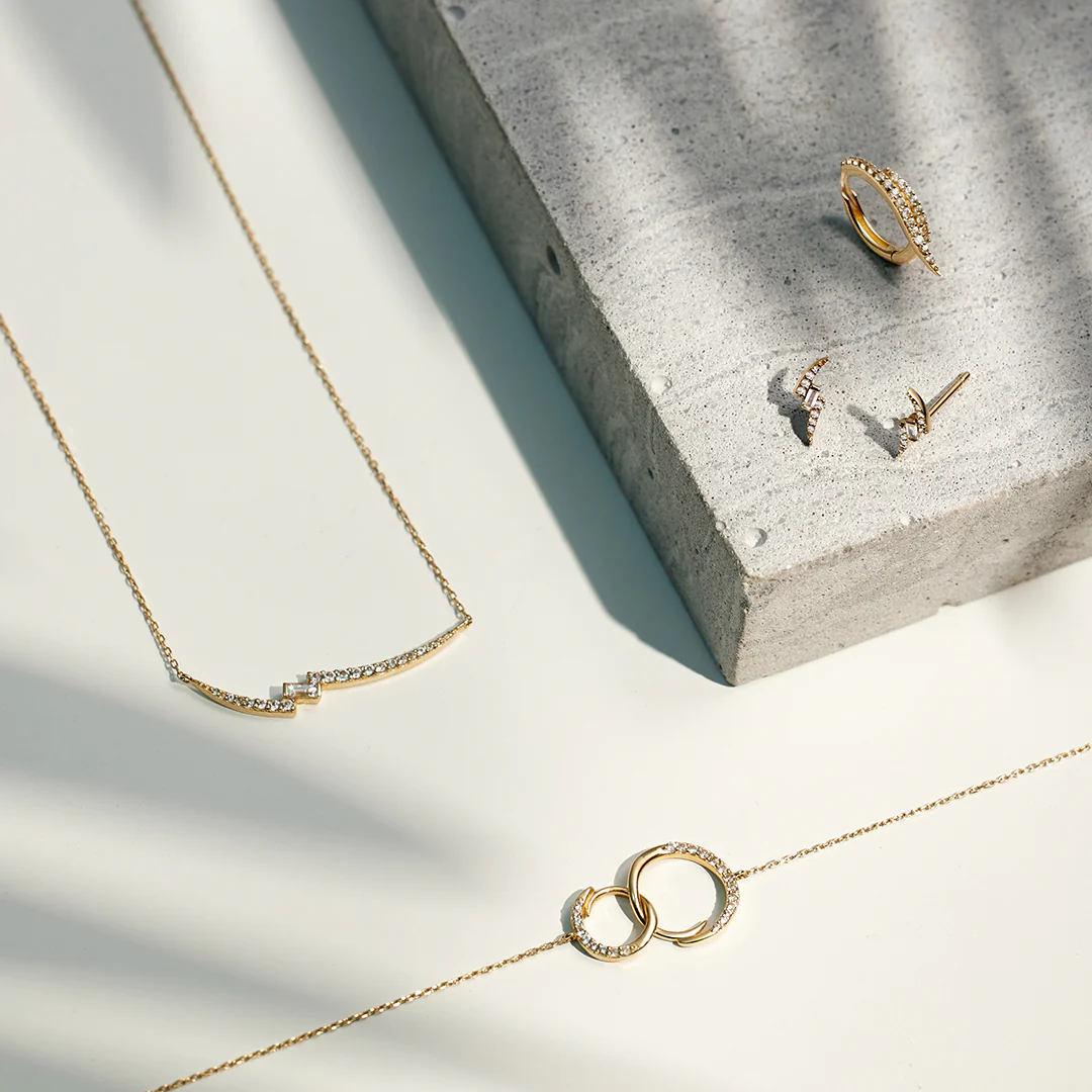 HARPER | White Sapphire Interlinked Swirls Bracelet