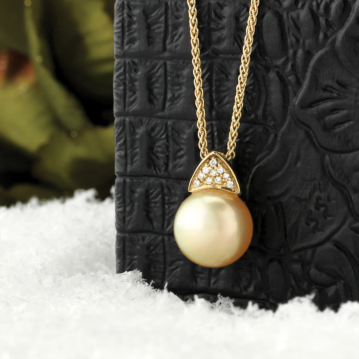 Golden Southsea Pearl & Diamond Pendant-261531
