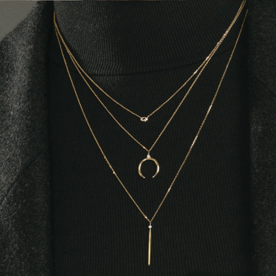 GLORIA | Diamond Arc Necklace