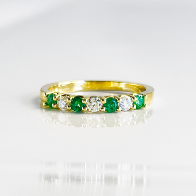 14K YG 0.23CTS Emerald & 0.16CTS Diamond Band