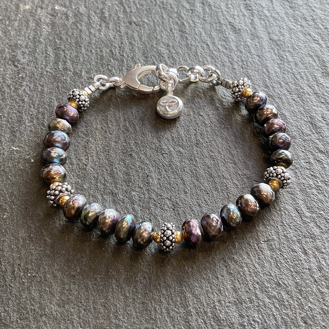 Faceted Pearl & SS Bracelet