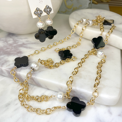 Onyx Quatrefoil & Button Pearl Necklace