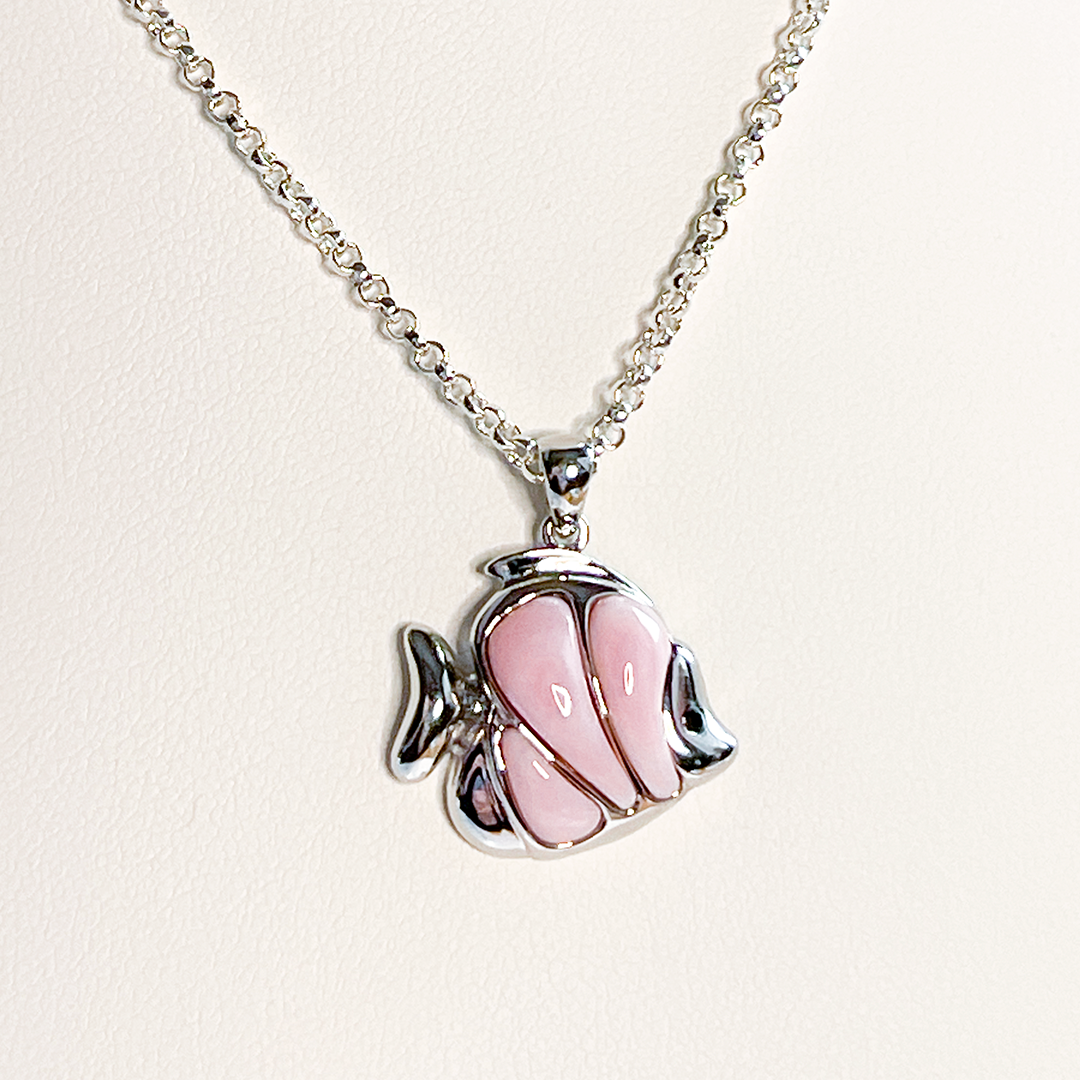 Chain Necklace with Mother of Pearl Fish Pendant