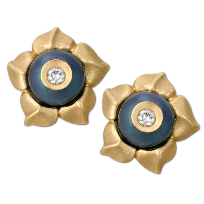 Galatea Black Freshwater Pearl Blossom Earrings-333876