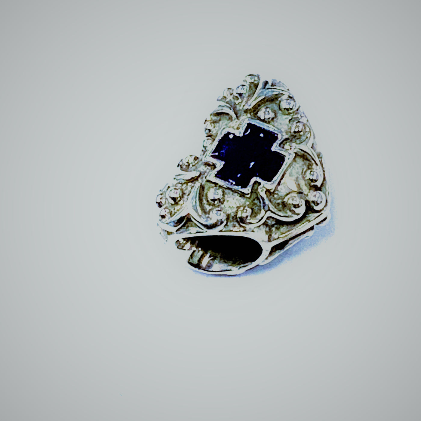 Storywheels Purple Cross Heart Charm