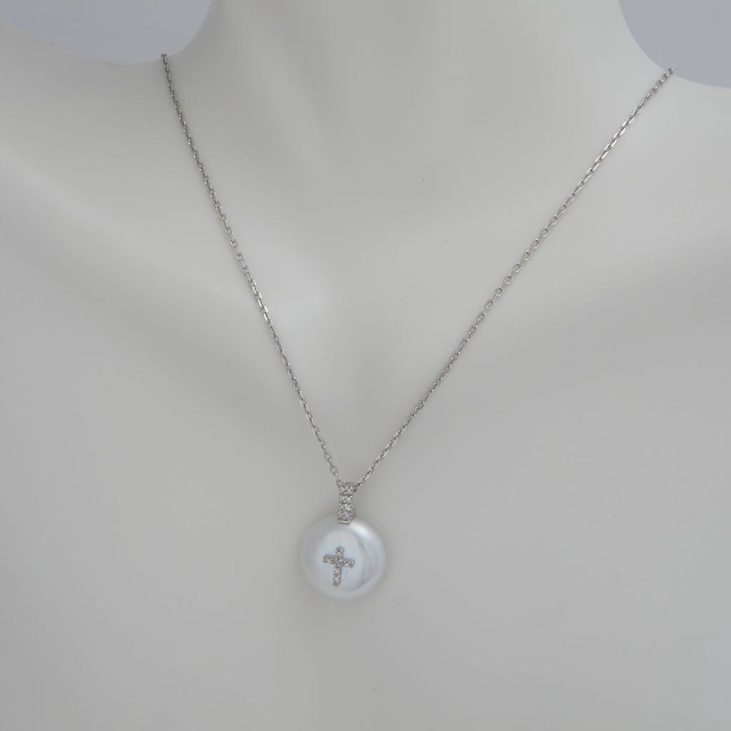 Pearl w/ Cross Necklace